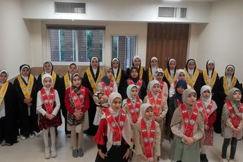 اجرای سرود هلهله فرشته‌ها  توسط گروه سرود سازمان دانش‌آموزی استان اصفهان به‌مناسبت  عید غدیر خم