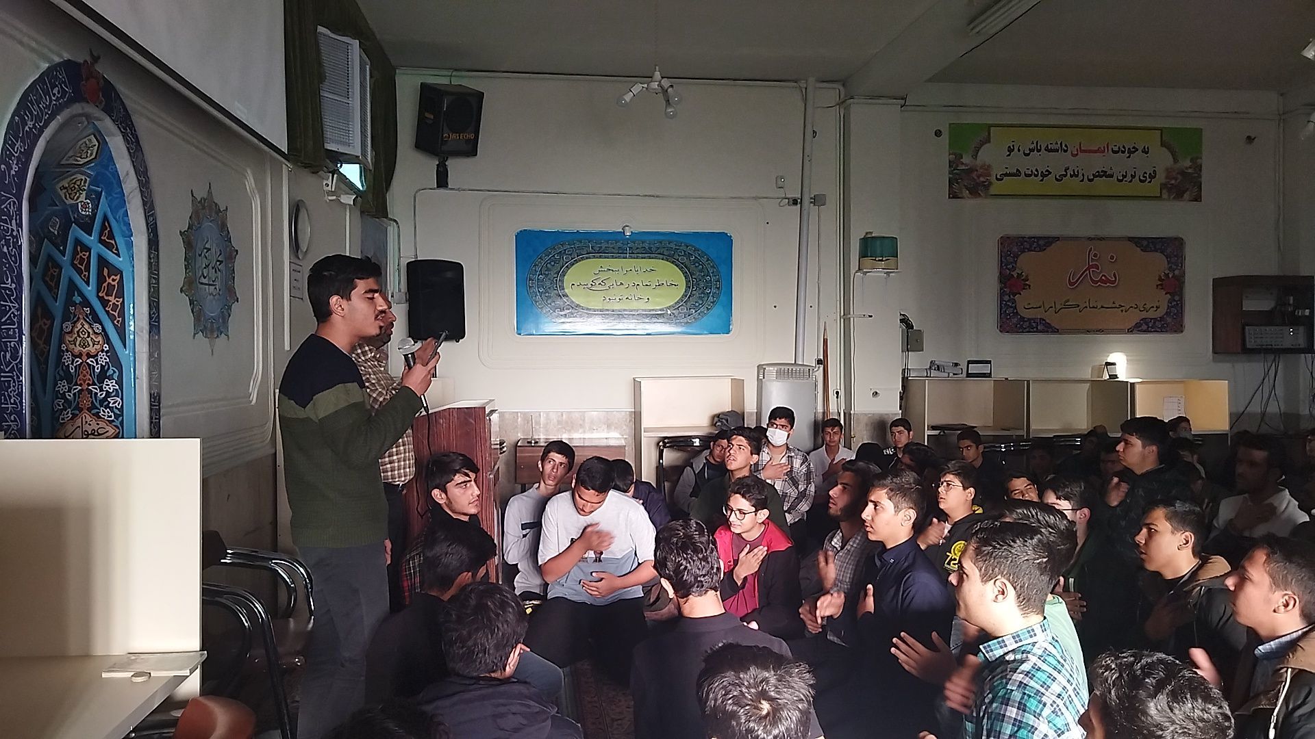 هیئت هفتگی در دبیرستان شاهد ابوذر غفاری نیشابور