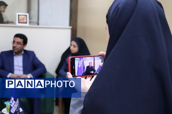 حضور مدیرکل فرهنگ و ارشاد اسلامی آذربایجان شرقی در دفتر خبرگزاری پانا استان به‌مناسبت روز خبرنگار