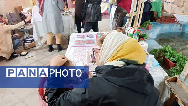 یلدا، بهانه‌ای برای گردهمایی در کنار اصالت ایرانی 