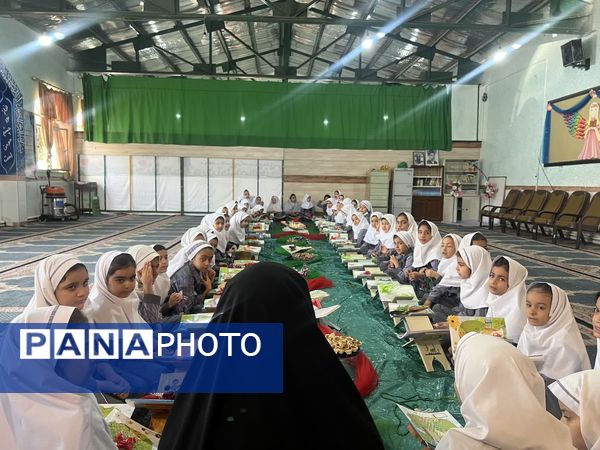 گشایش سفره نور در دبستان احمد کاظمی ۲؛ جشن قرآن کلاس دومی‌ها 