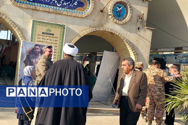 مراسم عزاداری حضرت ام‌البنین(س) همراه با تجلیل از خانواده‌های شهدا در رباط‌کریم