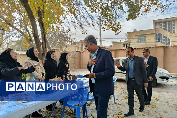 محفل صمیمی کارکنان اداری ناحیه ۴ شیراز به مناسبت روز زن