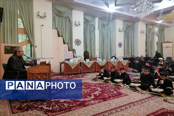 محفل انس با قرآن فرهنگیان و دانش آموزان خراسان رضوی در یادبود شهید جمهور