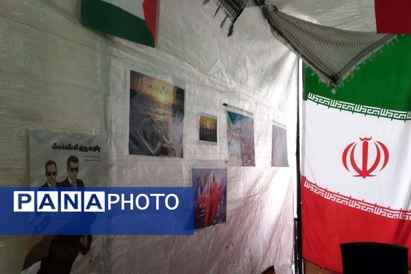 نمایشگاه مدرسه انقلاب در دبیرستان شهید بهشتی سمنان 