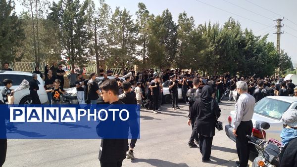 مردم روستای «هیو» در مراسم باشکوه عزاداری تاسوعا شرکت کردند