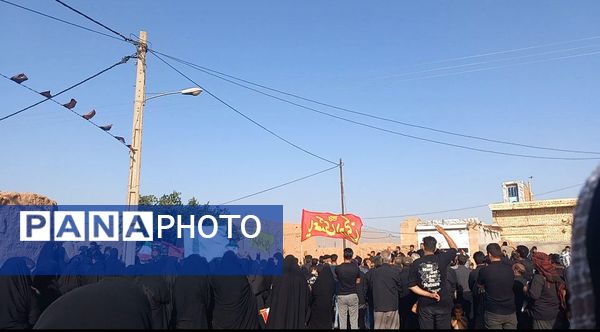 مراسم وداع و خاکسپاری پیکر پاسدار سرافراز اسلام در روستای همت آباد باخرز 