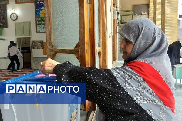 انتخابات ریاست جمهوری در گلوگاه 