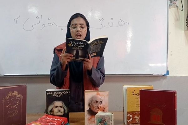 پرواز اندیشه‌ها در دبیرستان میرزا جعفر سروقد