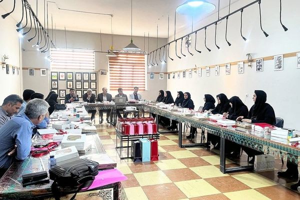 برگزاری همایش مدیران هنرستان‌های هیات امنایی شهرستان‌های استان تهران 
