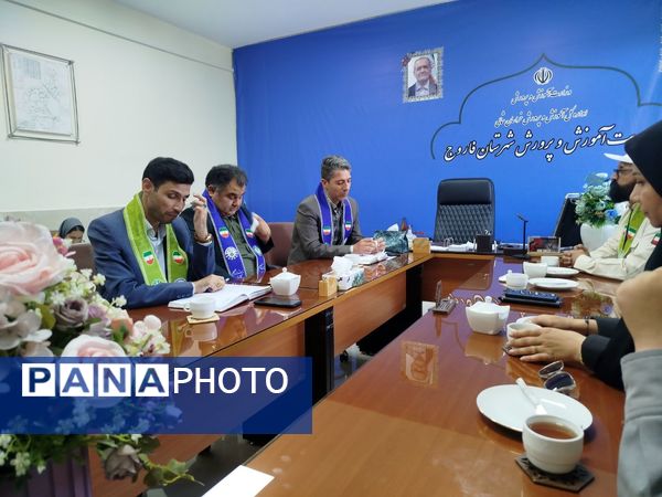 بازدید ارزیاب کشوری سازمان دانش‌آموزی در مدارس تمام پیشتاز شهرستان فاروج
