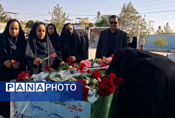 تشییع باشکوه شهید گمنام درسطح مدارس مه ولات
