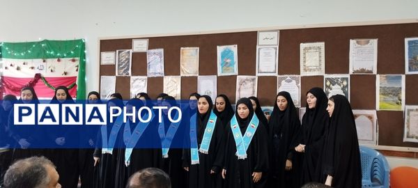 زنگ انقلاب در  مدارس شهرستان ملکان به صدا درآمد