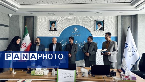 تقدیر از عوامل اجرایی جشنواره ملی طراحی و دوخت لباس دانش‌آموزی با حضور انجمن اولیا‌ و مربیان استان مرکزی