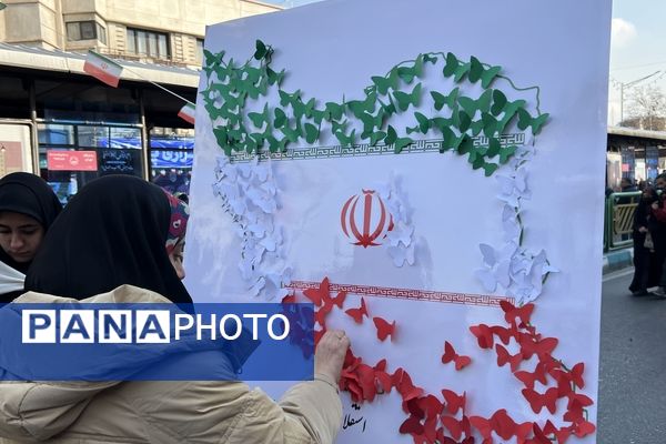 شور اسلامی در مسیر راهپیمایی تهران