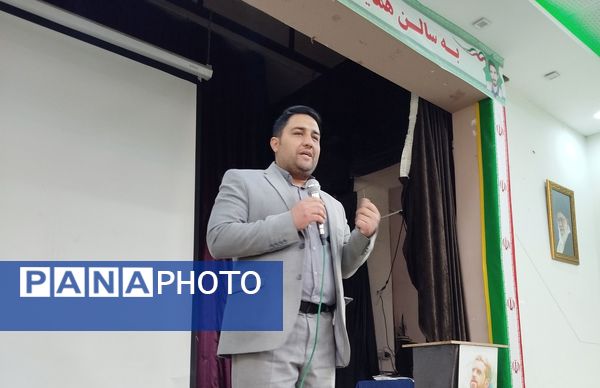 جشن عبادت ویژه دانش‌آموزان پسر 