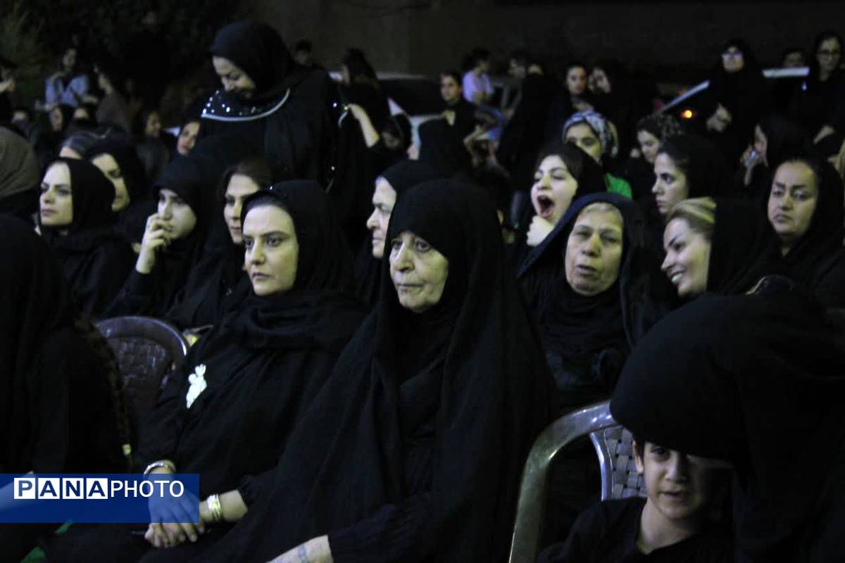 مراسم عزاداری و تعزیه خوانی شب هشتم محرم در گچساران