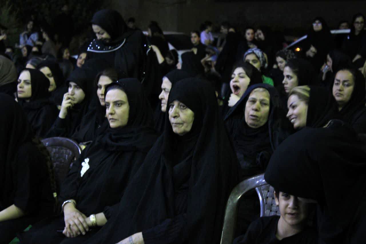 مراسم عزاداری و تعزیه خوانی شب هشتم محرم در گچساران 