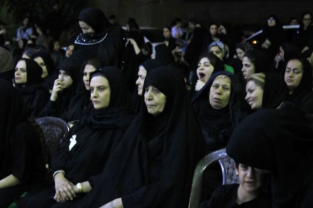 مراسم عزاداری و تعزیه خوانی شب هشتم محرم در گچساران 