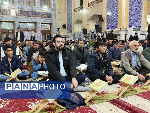  محفل انس با قرآن کریم در شهرستان بم 