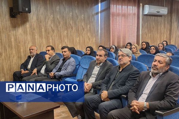 نشست صمیمی رئیس آموزش‌وپرورش قدس با انجمن‌های مدارس