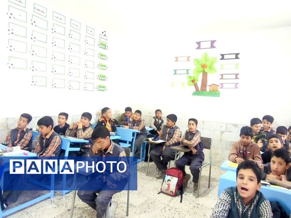 بازدید مسئولین آموزش و پرورش  از دبستان شهید پسندیده فدافن