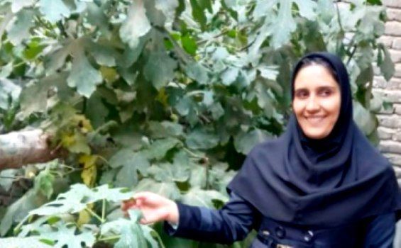 فریده بیو؛ معلمی که روشنایی را با چشم دل دید