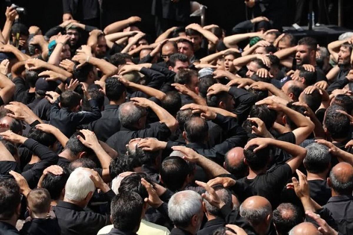 سوگواری برای امام حسین(ع)، شکلدهنده جامعه و هویت شیعه است