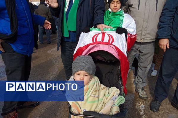 برگزاری راهپیمایی ۲۲ بهمن ماه در شهرستان نیشابور 