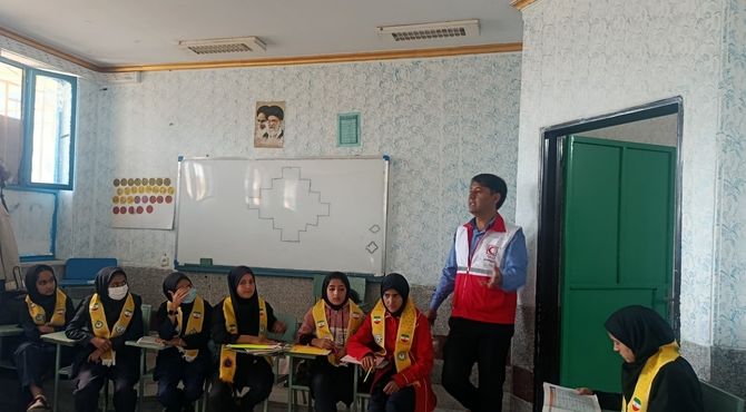 مانور زلزله در مدرسه عشایری حضرت رقیه(س) جیرفت 