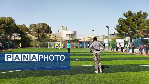گذری بر روز های دوم و سوم از مسابقات فوتبال دبیرستان شاهد ابوذر غفاری نیشابور 