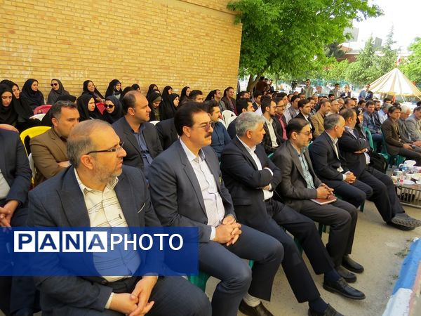 تقدیر از کارکنان‌ اداره‌کل آموزش و پرورش خراسان شمالی 