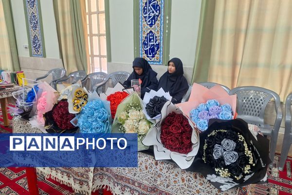 نمایشگاه آثار مسابقات جشنواره فرهنگی هنری امید فردا 