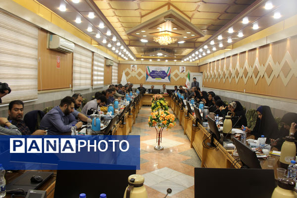 نشست خبری سرپرست اداره‌کل آموزش و پرورش قم به‌مناسبت روز معلم