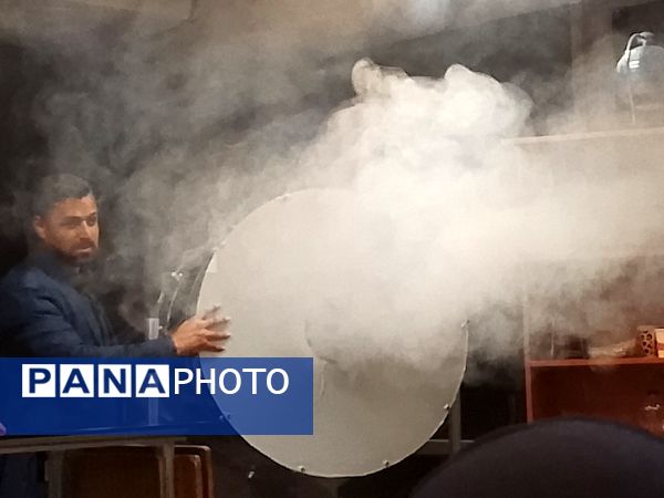 بازدید علمی و تفریحی دانش‌آموزان مدرسه فرزانگان 5 ساوجبلاغ از پارک علم و فناوری تهران