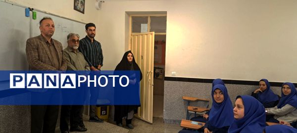 آغاز سال تحصیلی با یاد شهدا در مدرسه شاهد شهیده مهین حبیبی