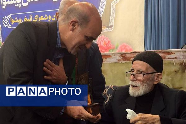 تجلیل از پیرغلامان و ستایشگران اهل‌بیت(ع) در آیین معنوی ایام فاطمیه در پیشوا