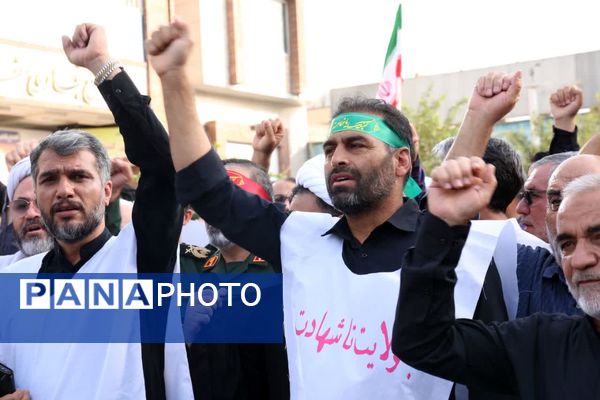 اعلام انزجار مردم قم از یاوه گویی‌های استکبار جهانی با راهپیمایی «عهد خون»