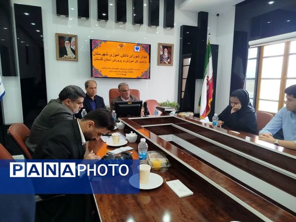 شورای دانشآموزی پل ارتباطی مؤثر میان دانشآموزان و مدیران