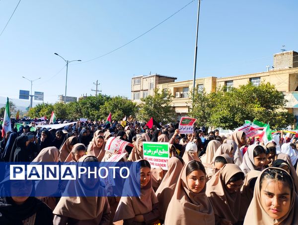  راهپیمایی یوم الله 13 آبان در حاجی‌آباد