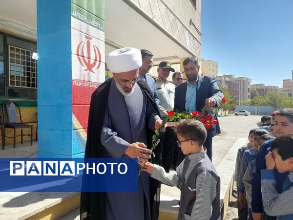 برگزاری مراسم بازگشایی مدارس در دبستان امید پرند و دبیرستان دخترانه شاهد رباط‌کریم