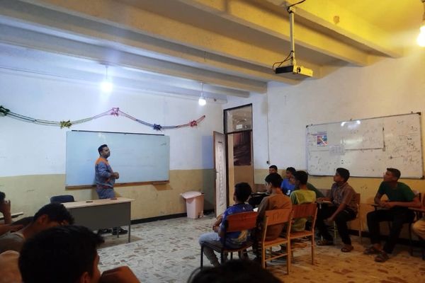 برگزاری دوره فنی و مهارت آموزی در بین دانش آموزان 