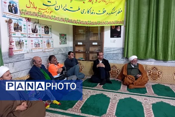 مراسم جشن دهه فجر در مسجد پنج تن آل عبا