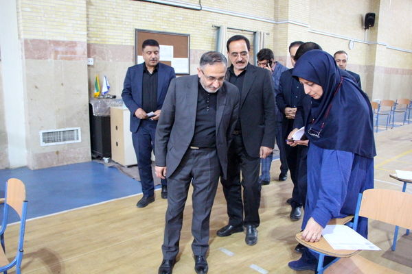  بازدید معاون پارلمانی وزارت آموزش و پرورش از حوزه‌های امتحانی یزد