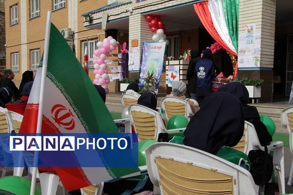 جشن نیکوکاری در مدرسه مهرآیین بهارستان۲