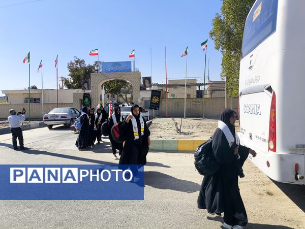 اعزام دانش‌آموزان دختر مدارس سندرک به مناطق عملیاتی جنوب کشور