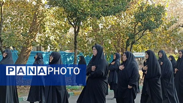 زنجیر زنی و دسته‌روی شهادت حضرت فاطمه زهرا در محمودآباد