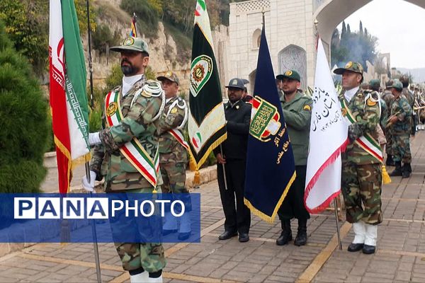 تشییع پیکر پاک و مطهر شهدای گمنام در شیراز 