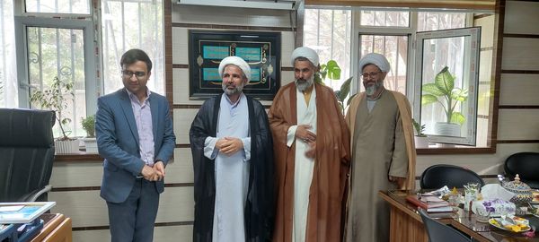 تقدیر از امام جماعت‌های مدارس باخرز