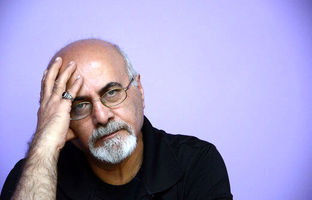 نمایش عروسکی را از سطح تفریح به زبان اندیشه و عرفان رساندم